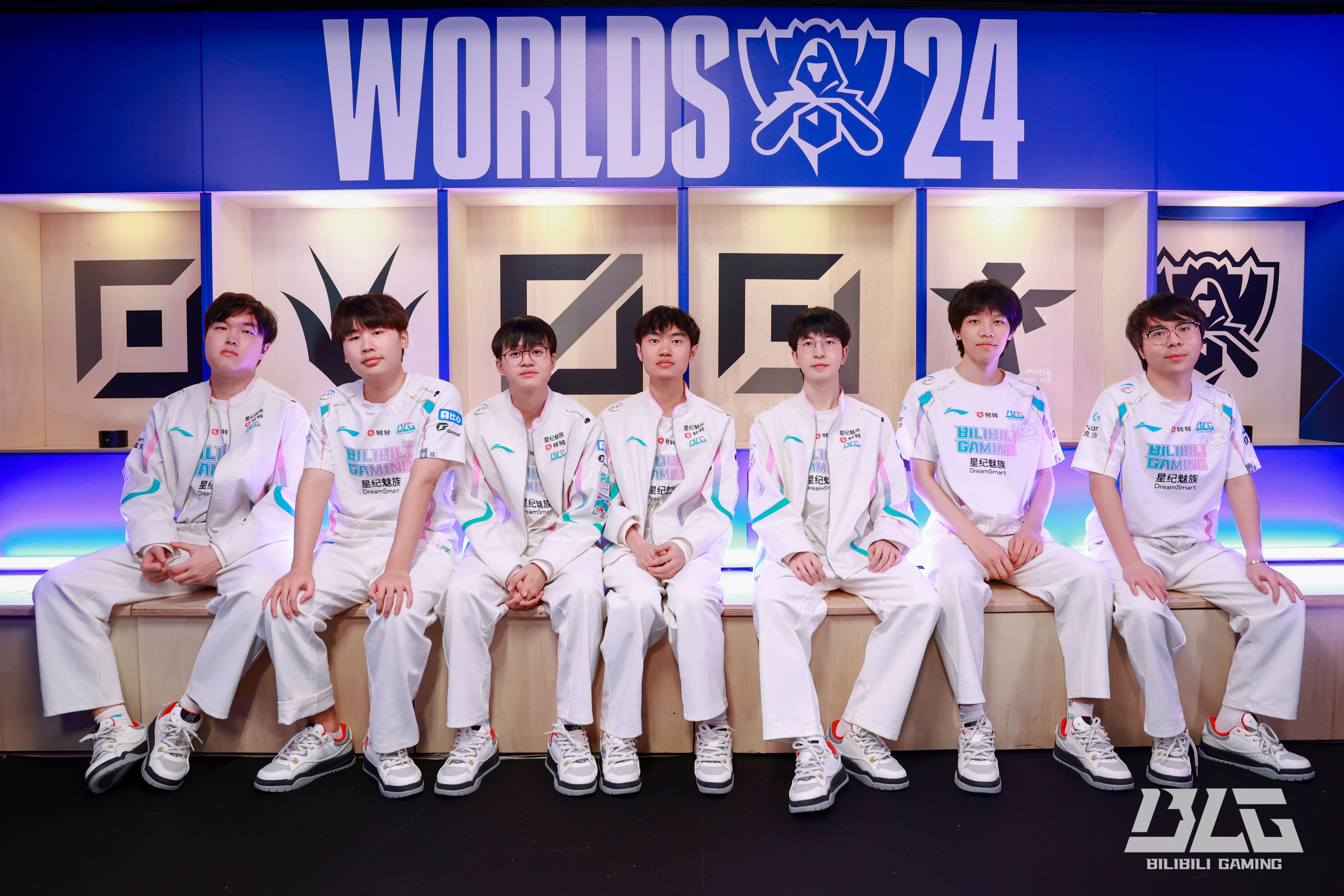 BLG轻取BRO，Chovy线上压制力十足焦点之战八强赛，引爆全场热议