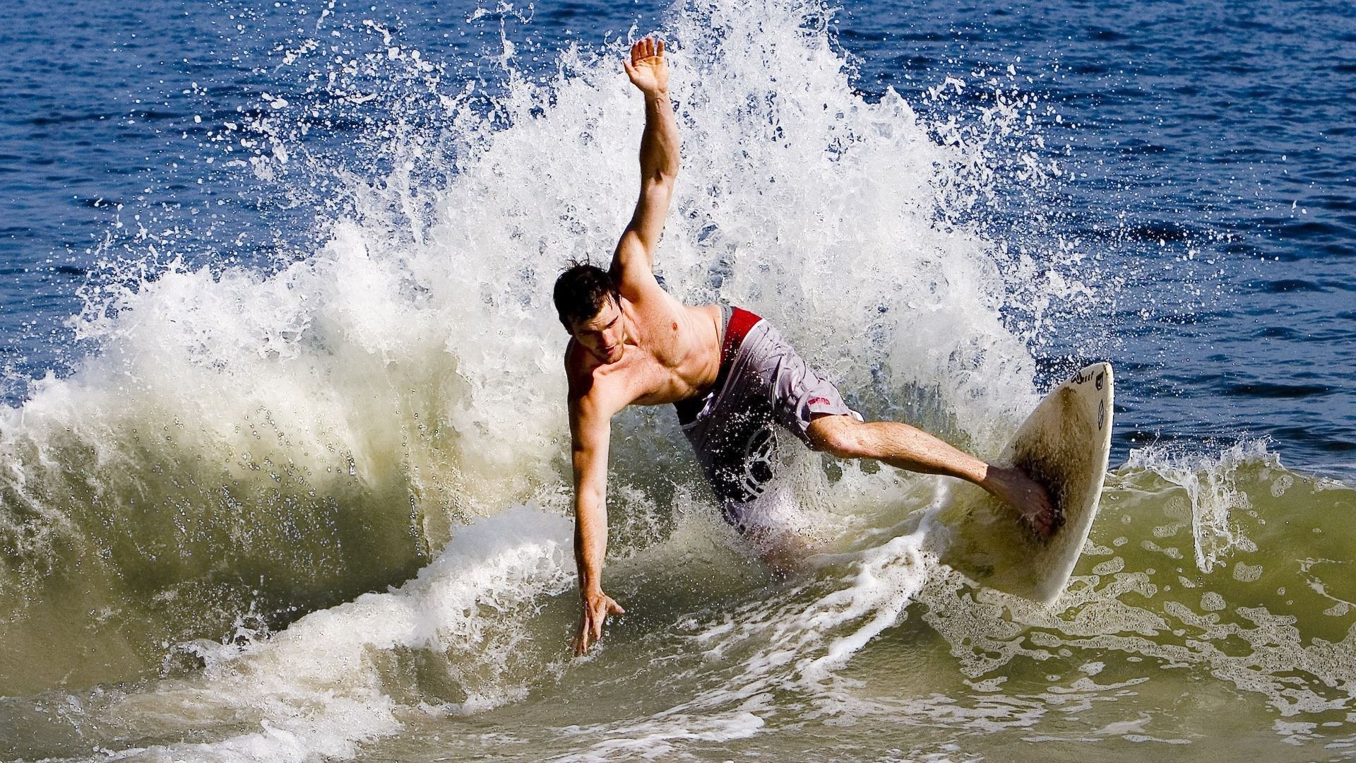 西甲德比夜，绝境中踩碎压力的男人，布雷默的破茧成蝶